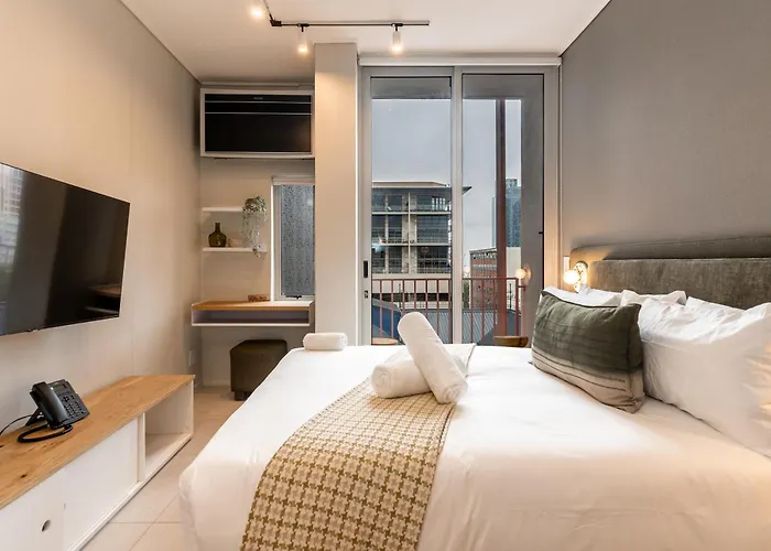 The Rose510: City Centre Stylish Studio Apartment